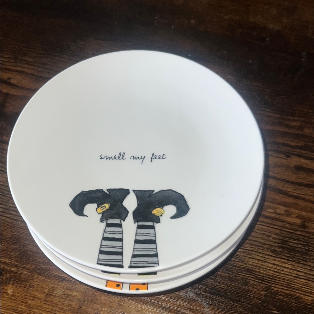 Rae Dunn Halloween Plates